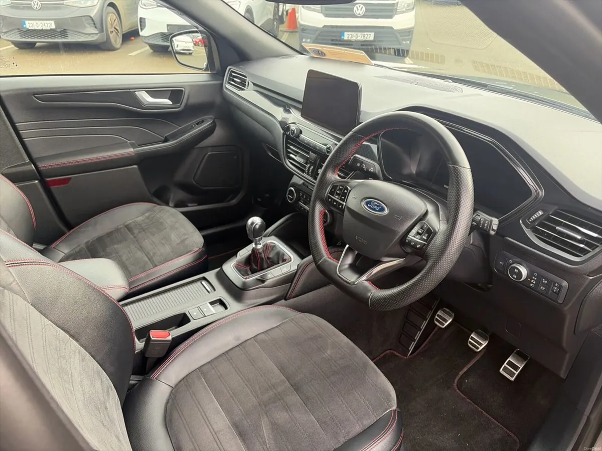 Ford Kuga ST-LINE X 1.5 ECOBLUE 120PS MANUAL - Image 6