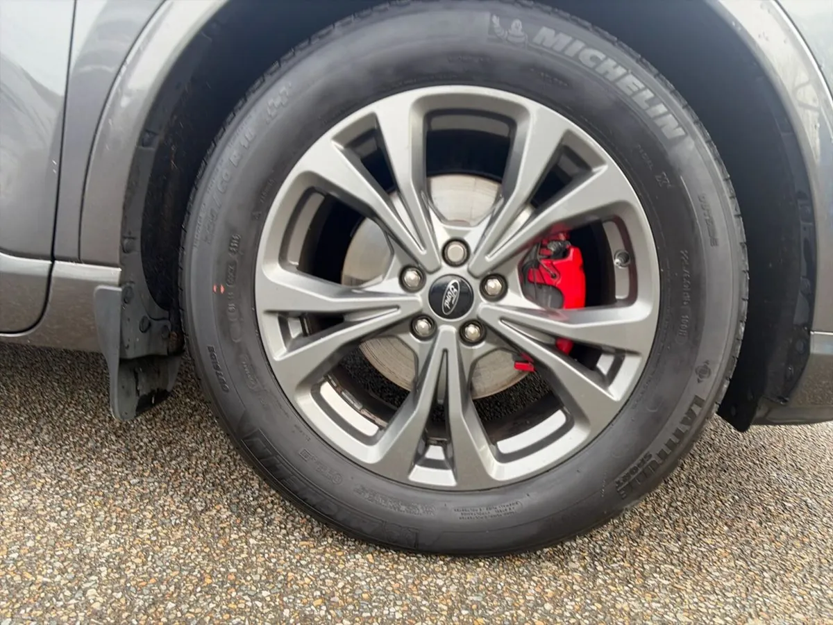 Ford Kuga ST-LINE X 1.5 ECOBLUE 120PS MANUAL - Image 5