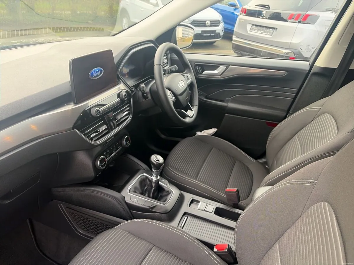 Ford Kuga TITANIUM 1.5TDCI 120HP ECOBLUE MANUAL - Image 3