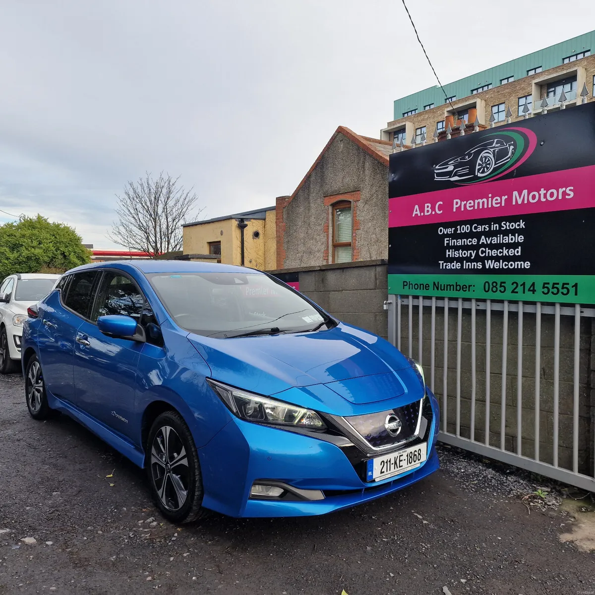 Nissan Leaf 2021 Leaf SV Premium 40 kWh - Image 1