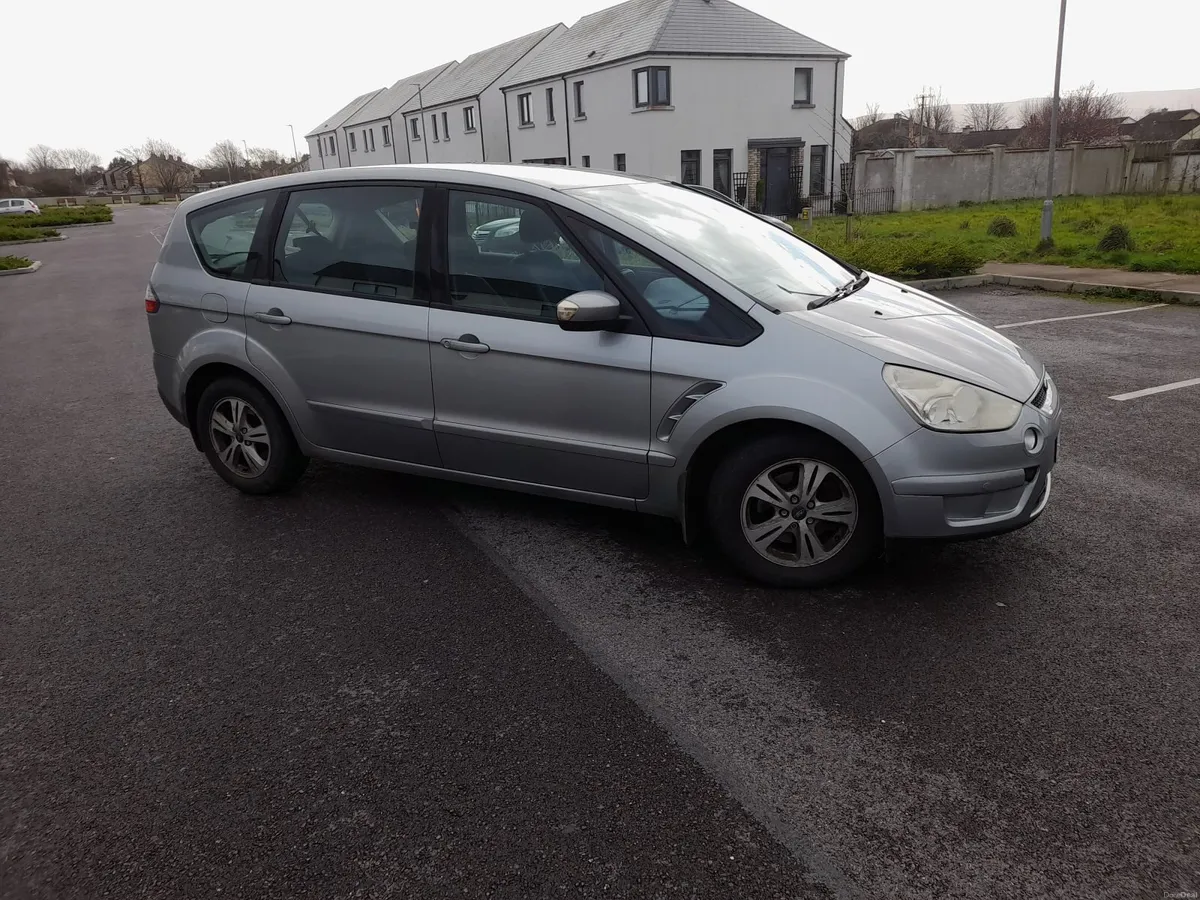 Ford S-Max 2010 - Image 4