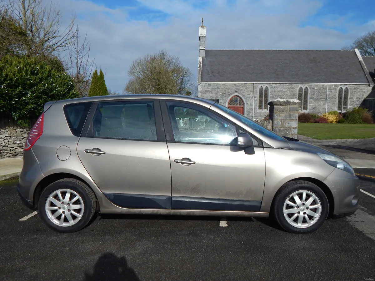 2011 Renault Scenic Tax & Test 05/27 low kms - Image 2