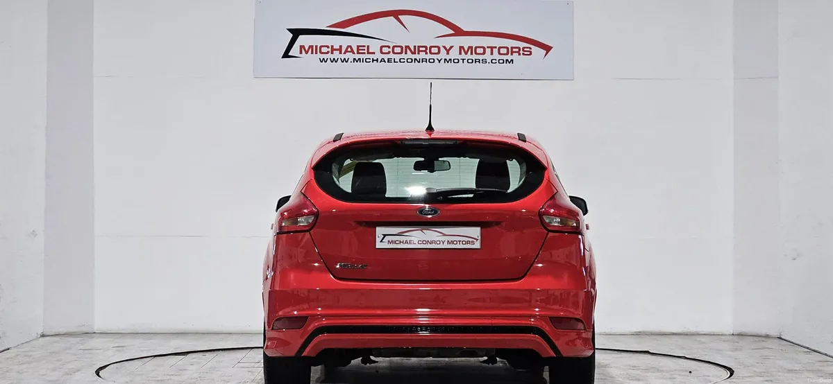 Ford Focus ZETEC S 2016 - FINANCE AVAILABLE - Image 4