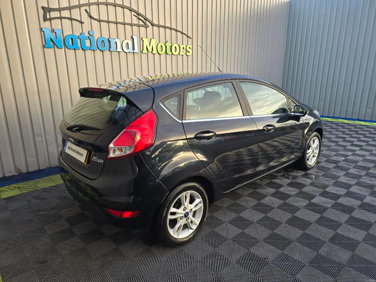 2016 Ford Fiesta 1.0 Petrol ZETEC - Image 3