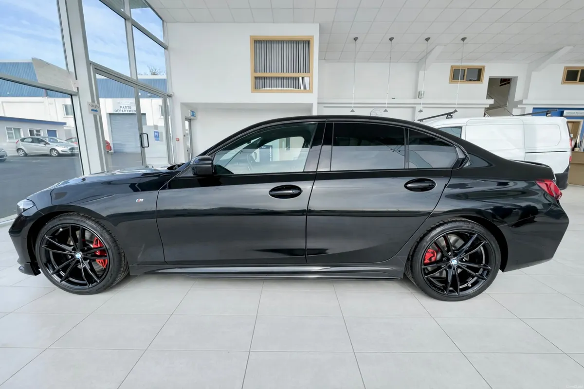 BMW 3-Series M-Sport Pro 320D - Image 4