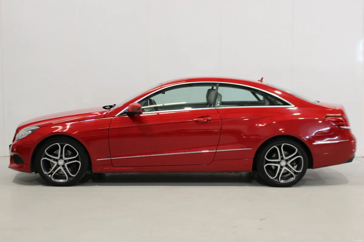 Mercedes-Benz E-Class E220 CDI Coupe - Image 4