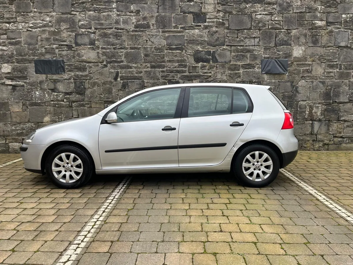 VW Golf 2004. *** Only 75150 miles *** - Image 3