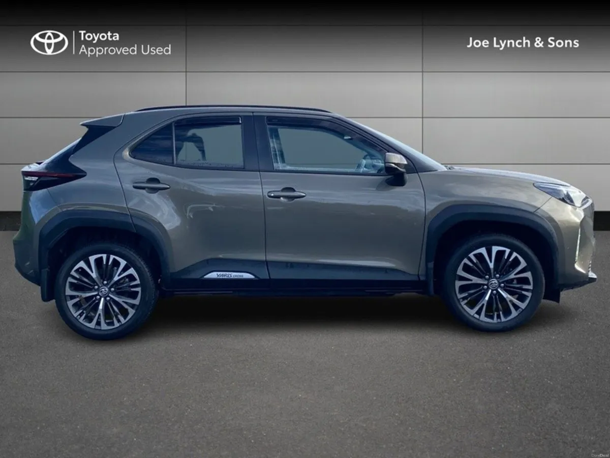 Toyota Yaris Cross Sol - Image 3
