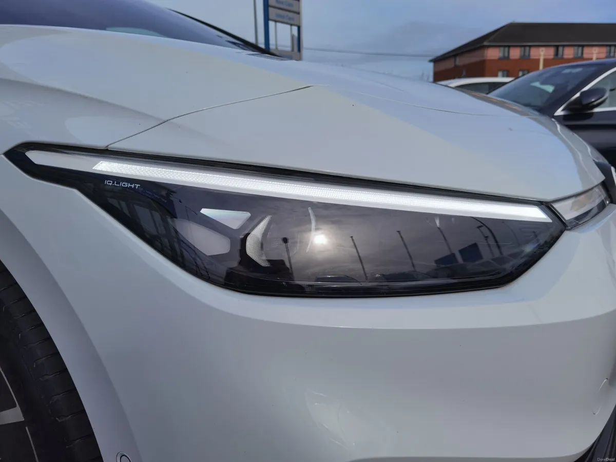 VOLKSWAGEN ID.7 77KWH PRO PLUS **MASSAGE SEATS** - Image 4