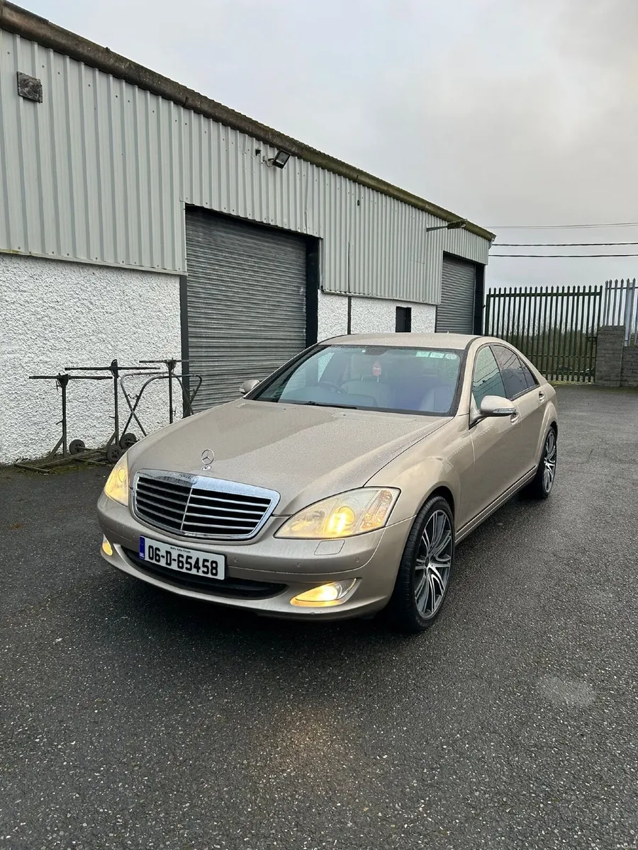 Mercedes-Benz S-Class 2006 - Image 1