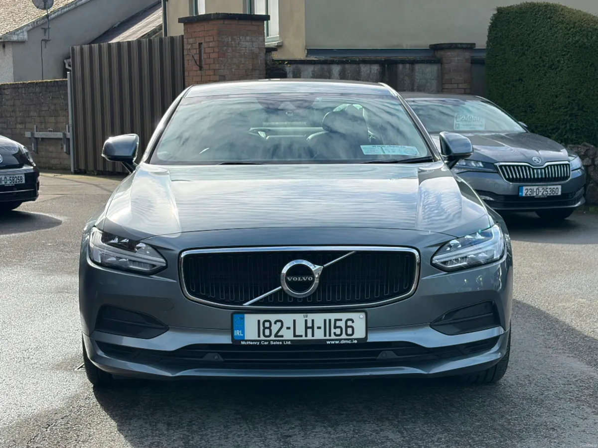 Volvo S90 2.0TD D4 Momentum 190PS 4DR Auto - Image 2