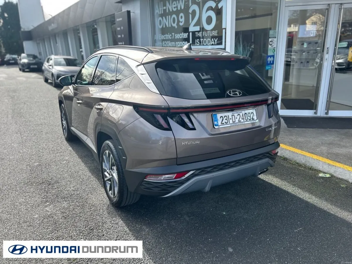 Hyundai Tucson ix35 Executive Plus 5DR - Image 4