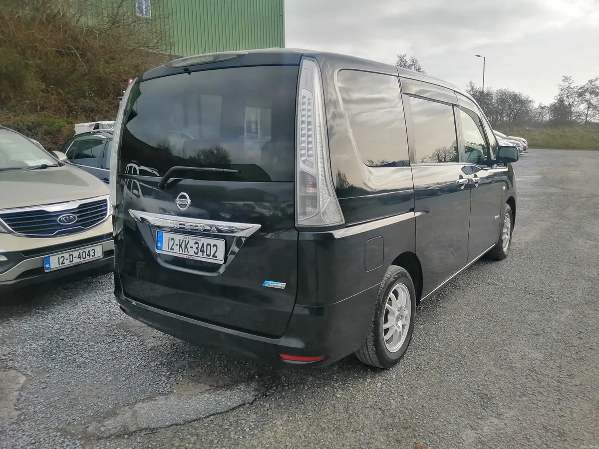 Nissan Serena 2012 - Image 4