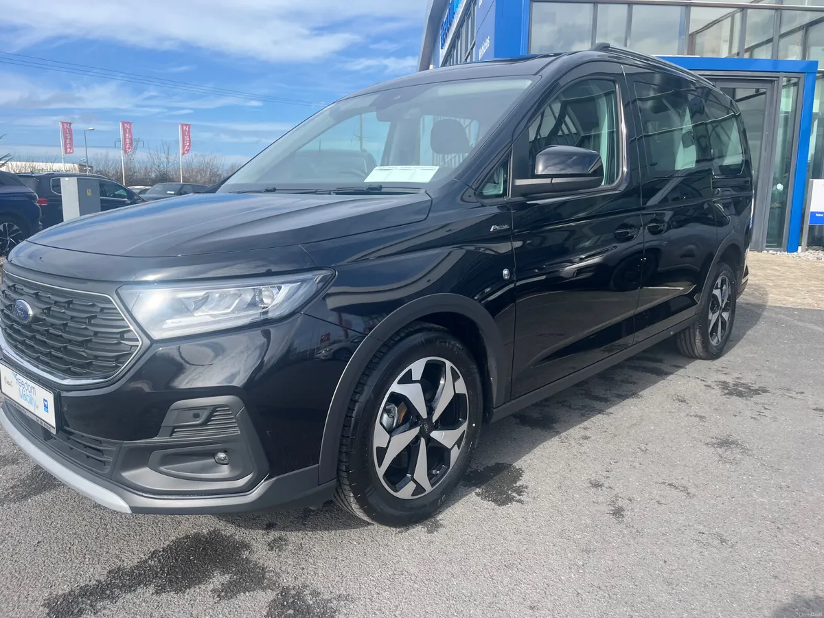 Ford Tourneo Connect, Active, Taxi Spec Wheelchair - Image 3