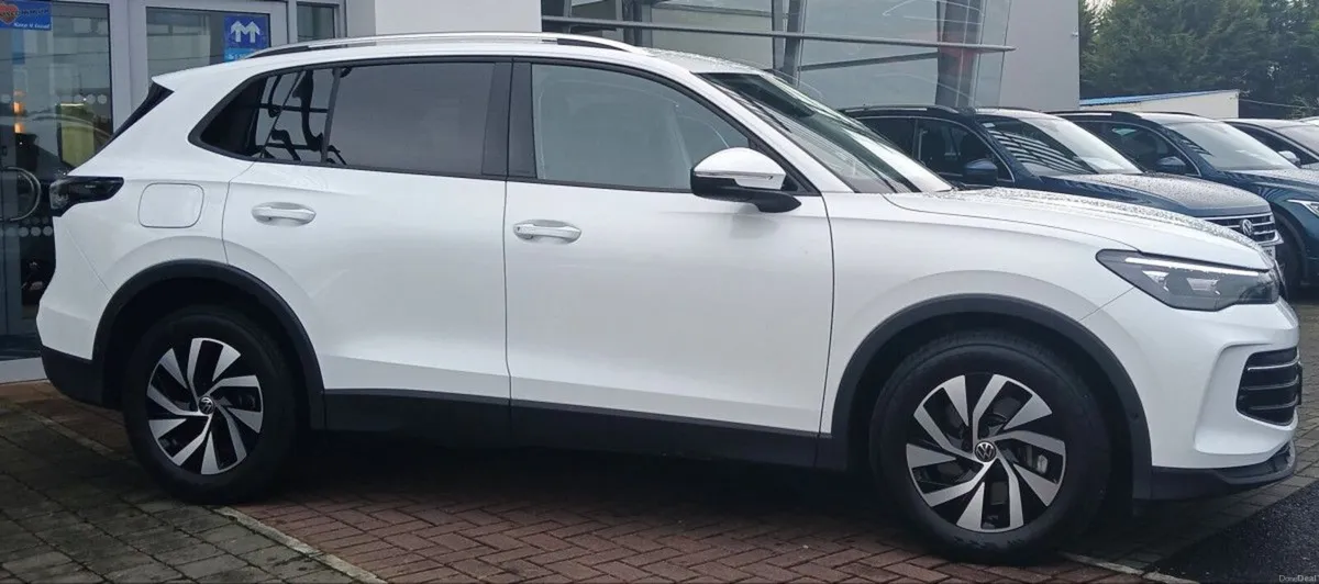 Volkswagen Tiguan Edition 75 2.0 TDI 150HP DSG **R - Image 2