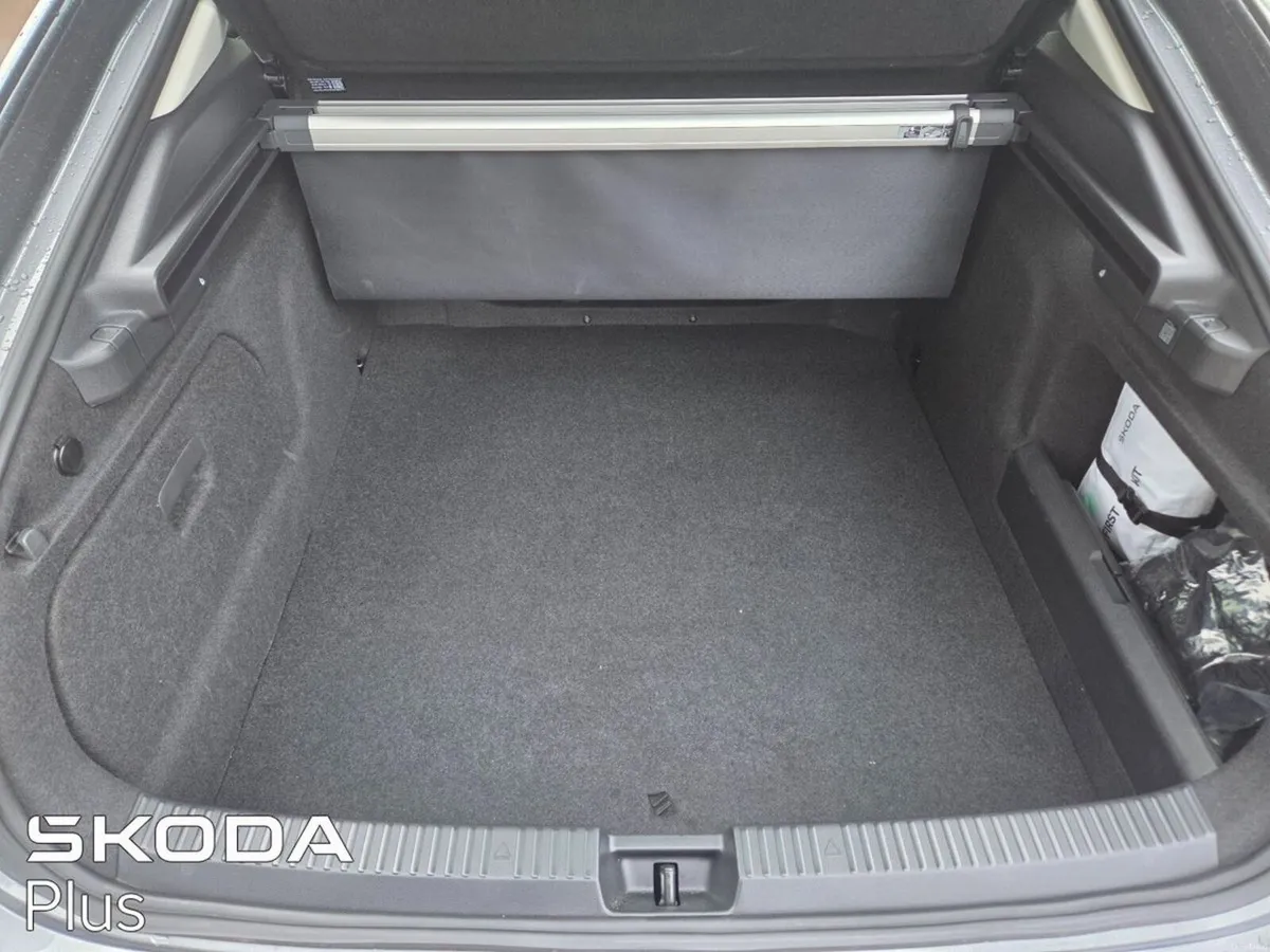 Skoda Superb SELECTION 2.0 TDI 150HP DSG - Image 4