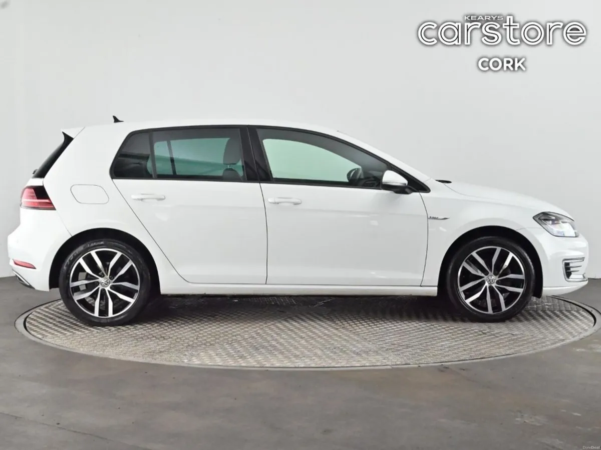 Volkswagen Golf e-GOLF - Image 2