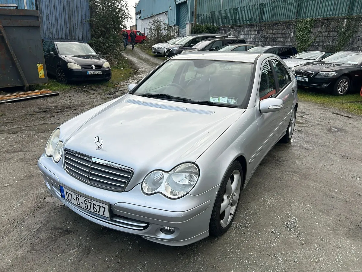 Merc C180 K Auto v low klms - Image 1
