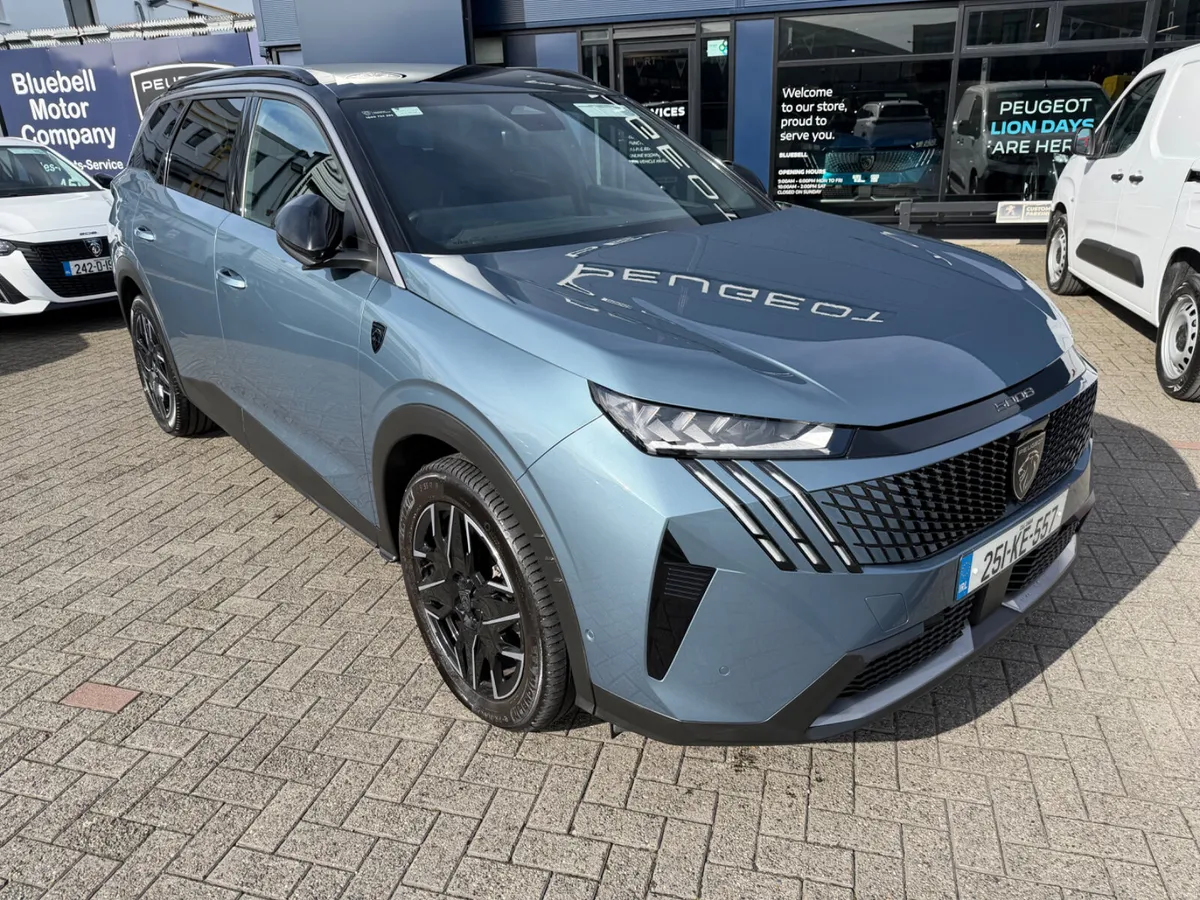 Peugeot 5008 2025 - Image 1