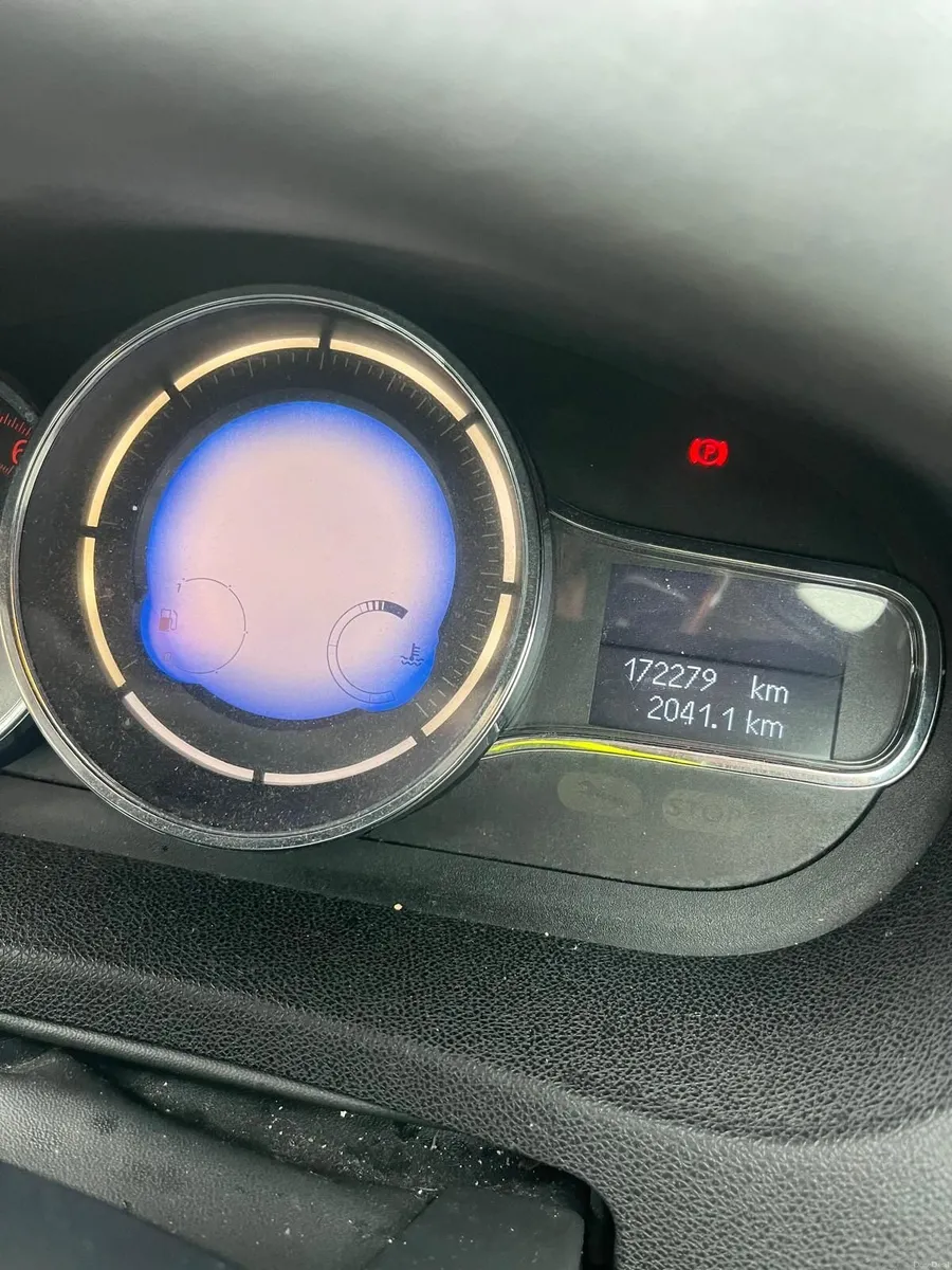 Renault Fluence 2015 - Image 4