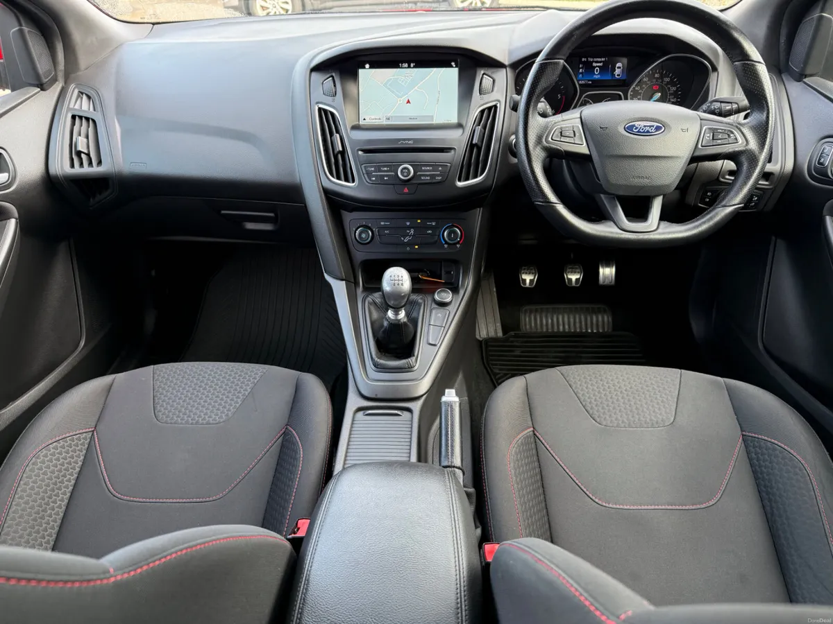2017 Ford Focus 1.5D ST Line - Image 3
