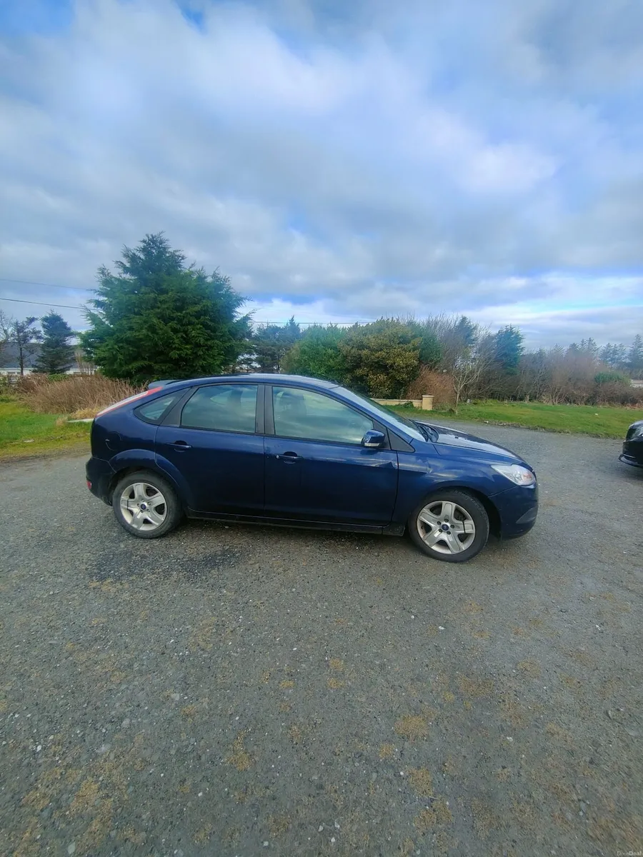 Ford Focus 2011 - Image 3