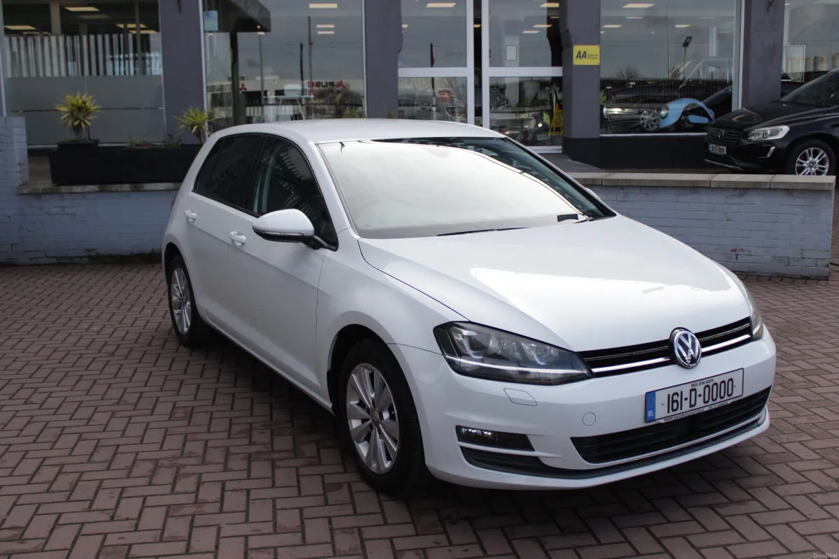 2016 VW GOLF - Image 1