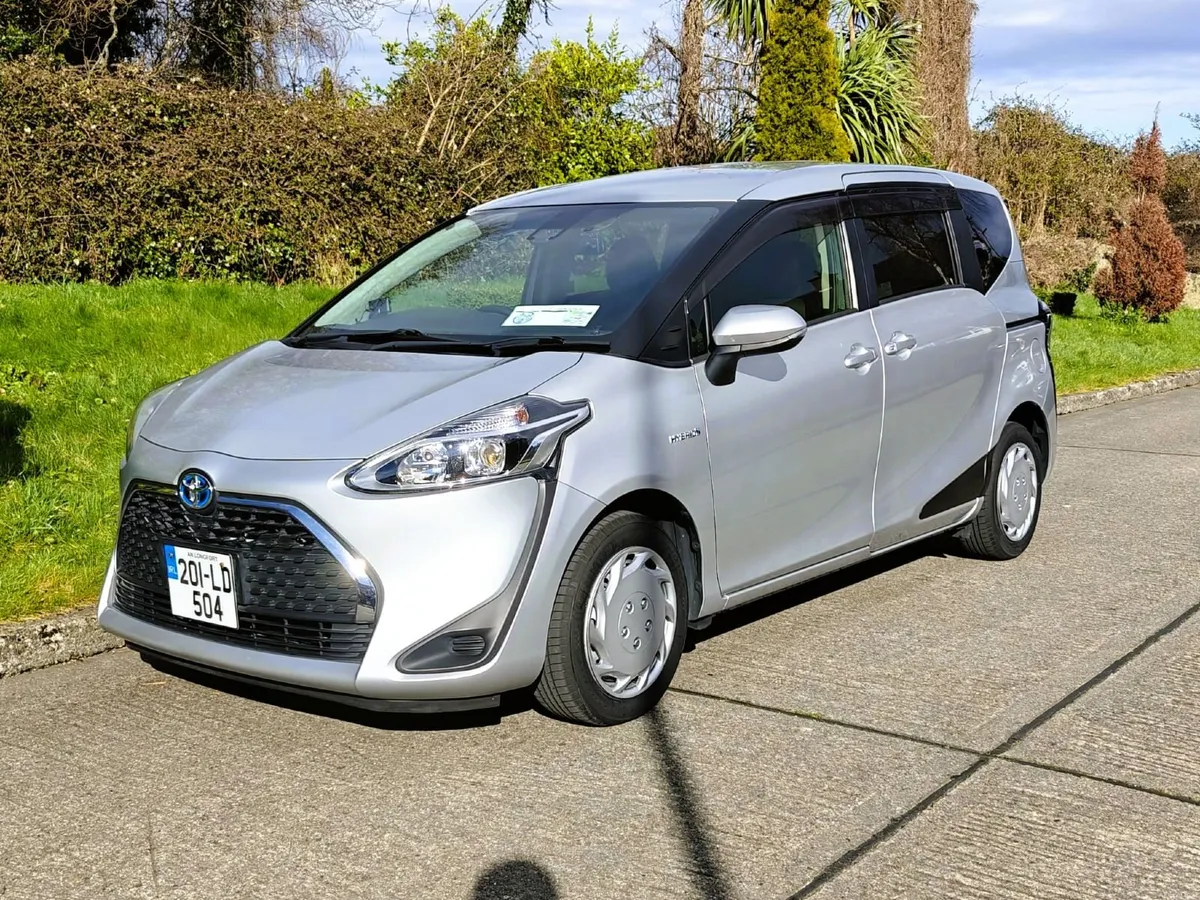 Toyota Sienta 2020 Hybrid 5-seater - Image 2