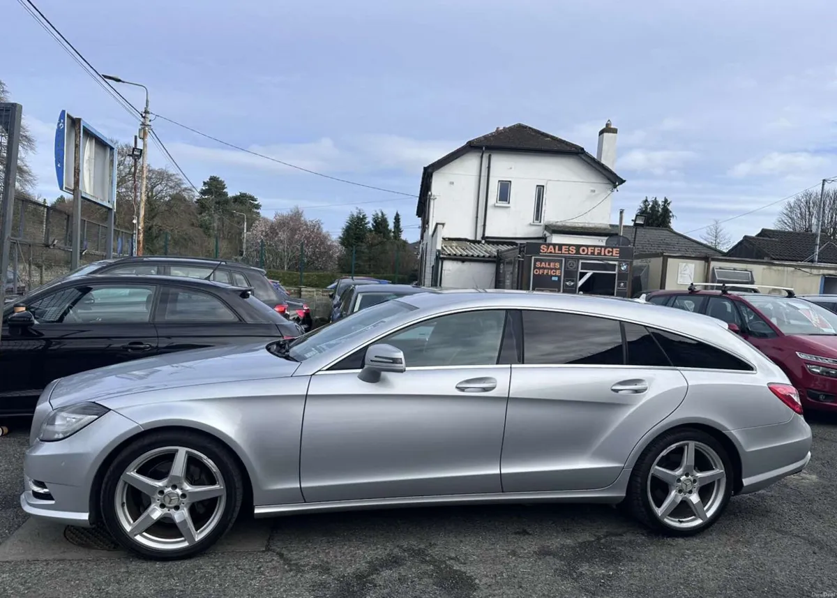 Mercedes-Benz CLS AMG Sport - Image 3