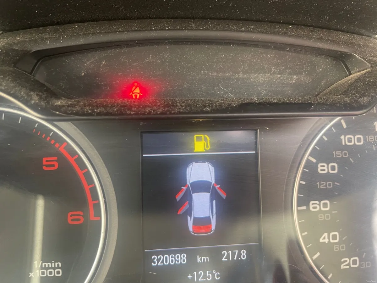 Audi A4 2011 - Image 2