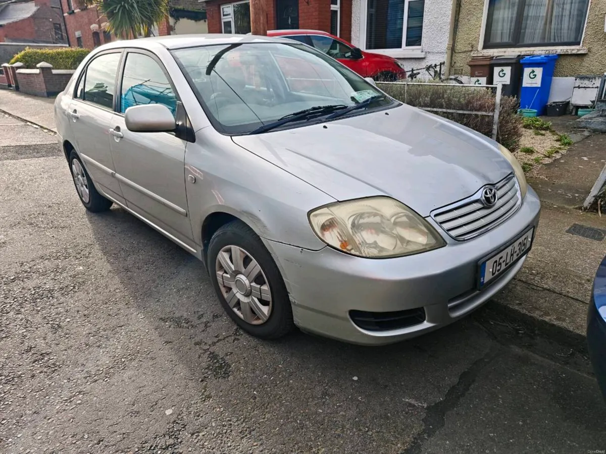 Toyota corolla - Image 2