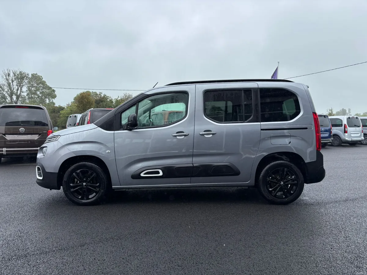 Wheelchair Car - Image 4