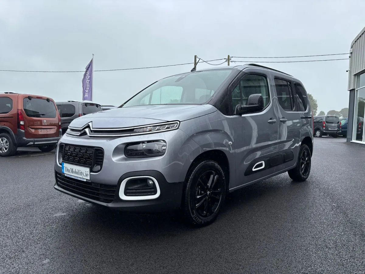 Wheelchair Car - Image 3