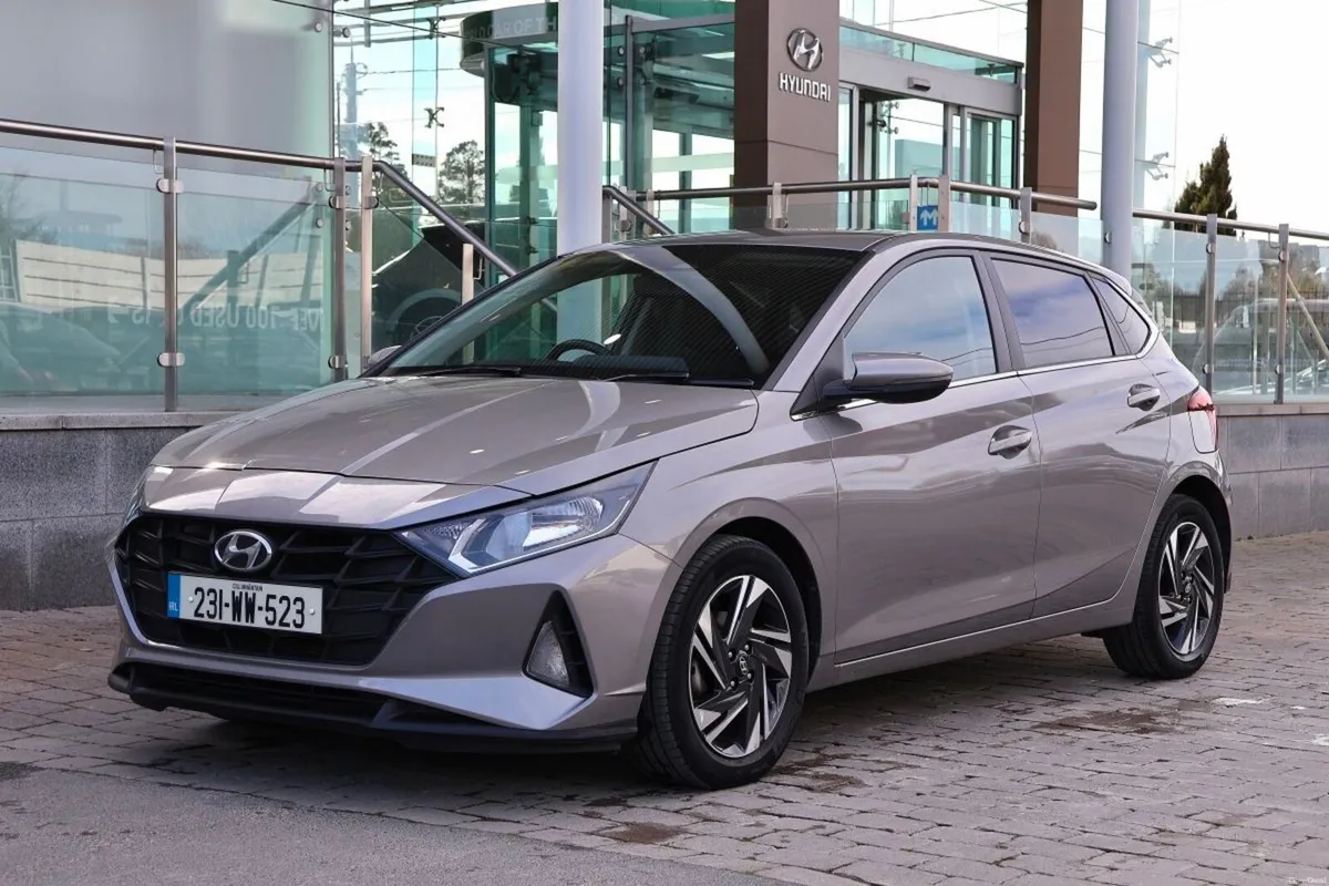Hyundai i20 1.2 Deluxe Plus - Image 1