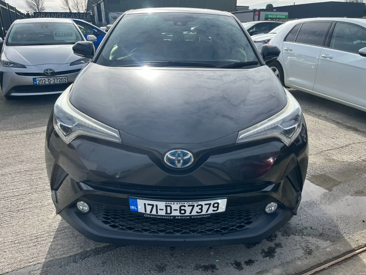 Toyota C-HR 2017, 1.8 HYBRID AUTO LOW KM HIGH SPEC - Image 2
