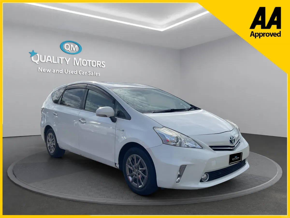 2014 PRIUS HYBRID *7 SEATER* (S57) - Image 1