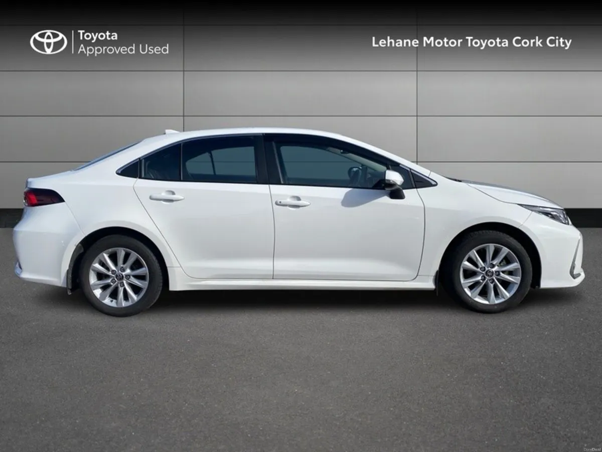 Toyota Corolla COROLLA SALOON LUNA - Image 3