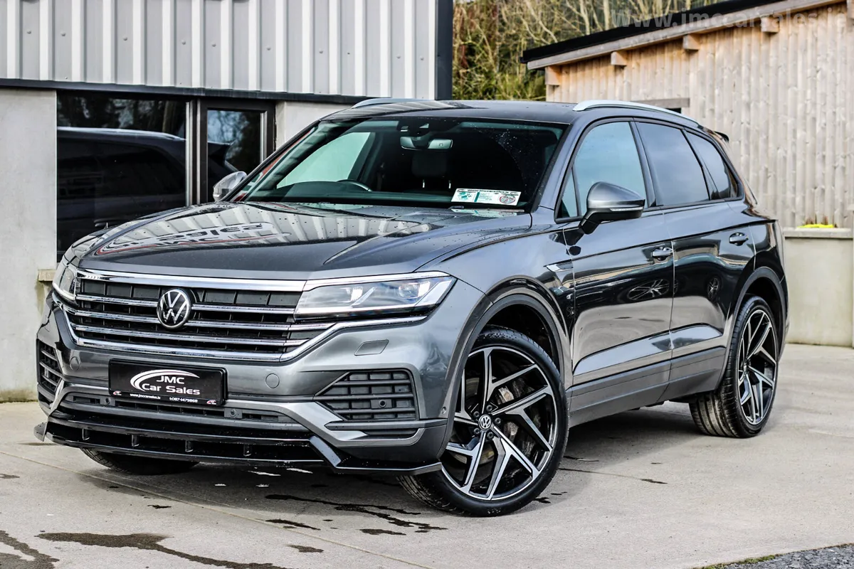 2021 VOLKSWAGEN TOUAREG 2 SEAT COMMERCIAL - Image 1