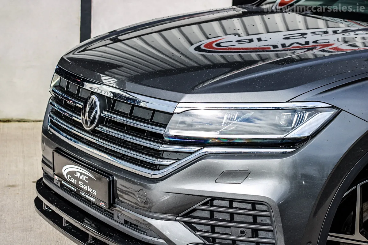 2021 VOLKSWAGEN TOUAREG 2 SEAT COMMERCIAL - Image 3