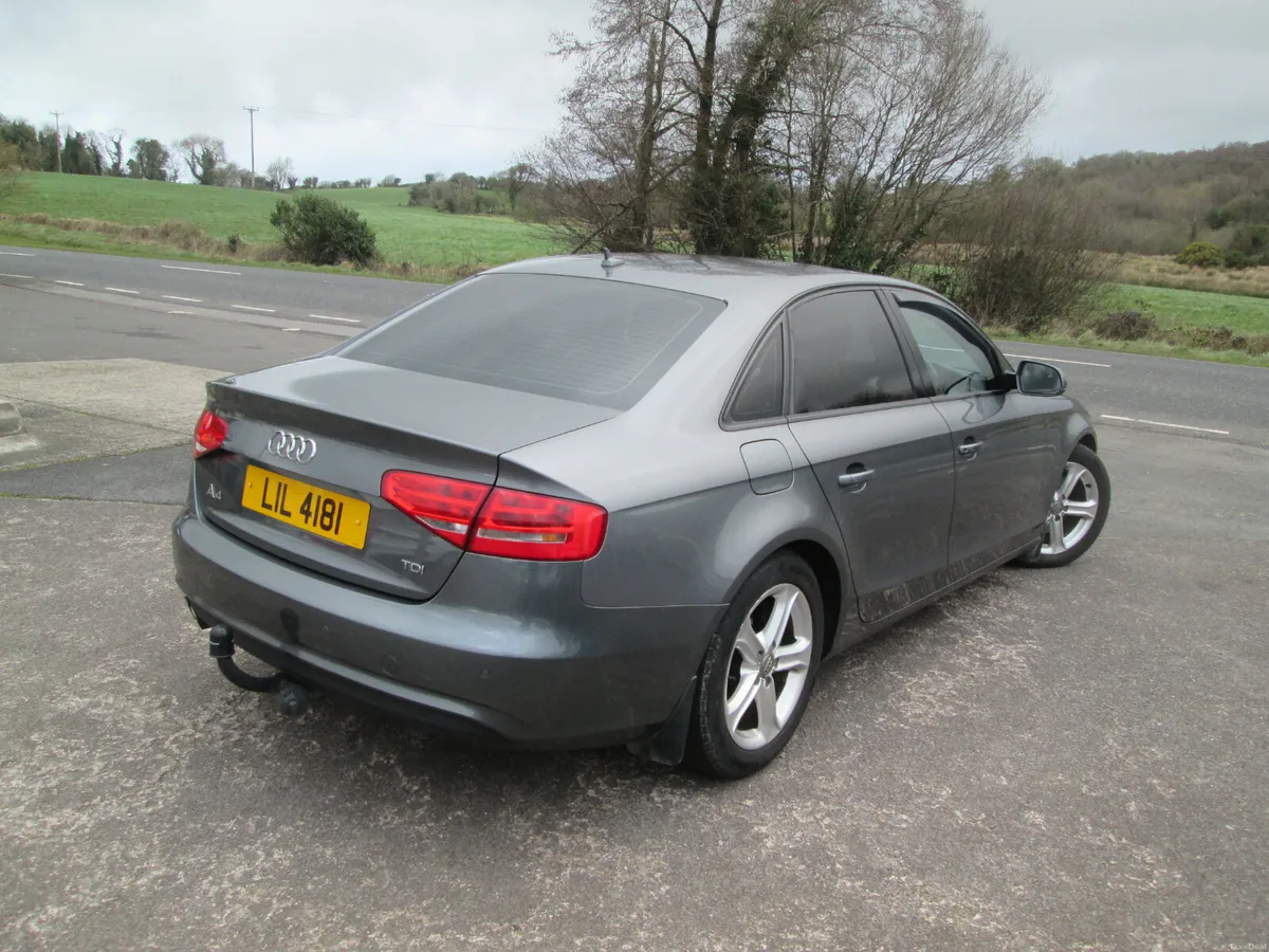 2013  AUDI  A4  2.0  TDI SE  TECHNIK  4DR - Image 4