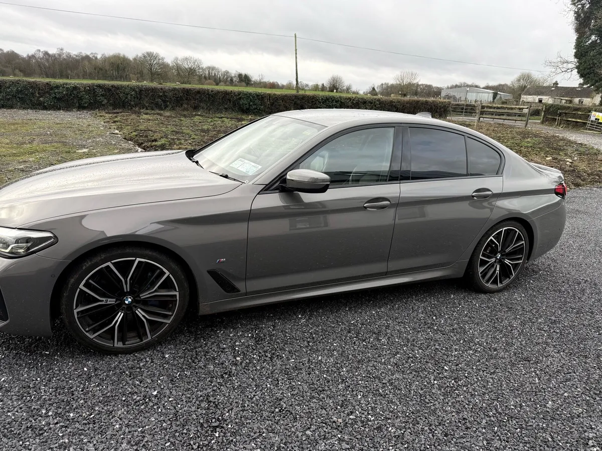 BMW 520d - Image 1