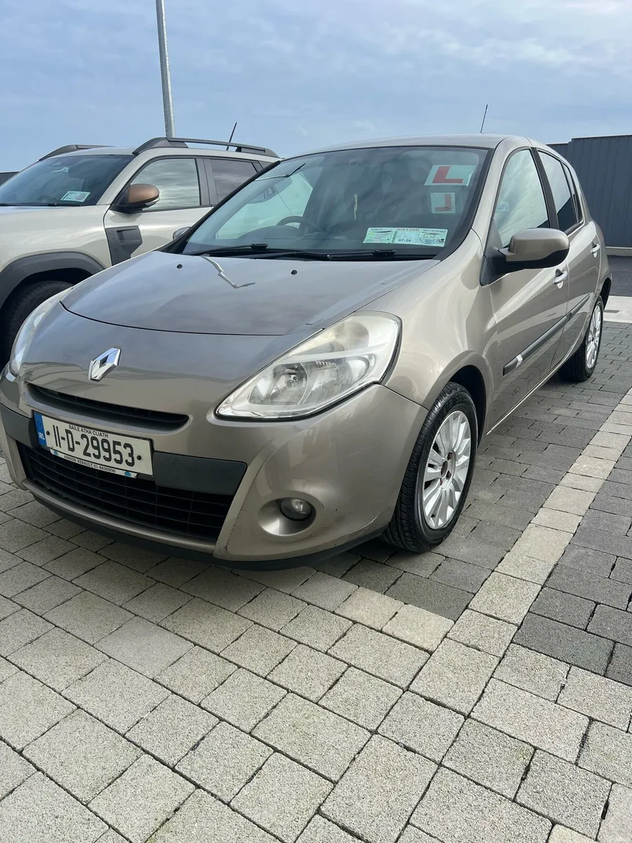 Renault Clio Dynamique 2011 - Image 2