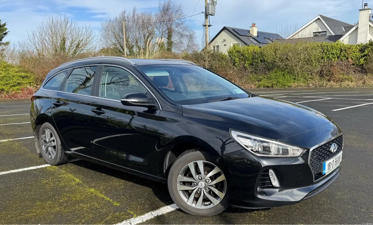 HYUNDAI I30 SE 1.6 DIESEL - Image 2