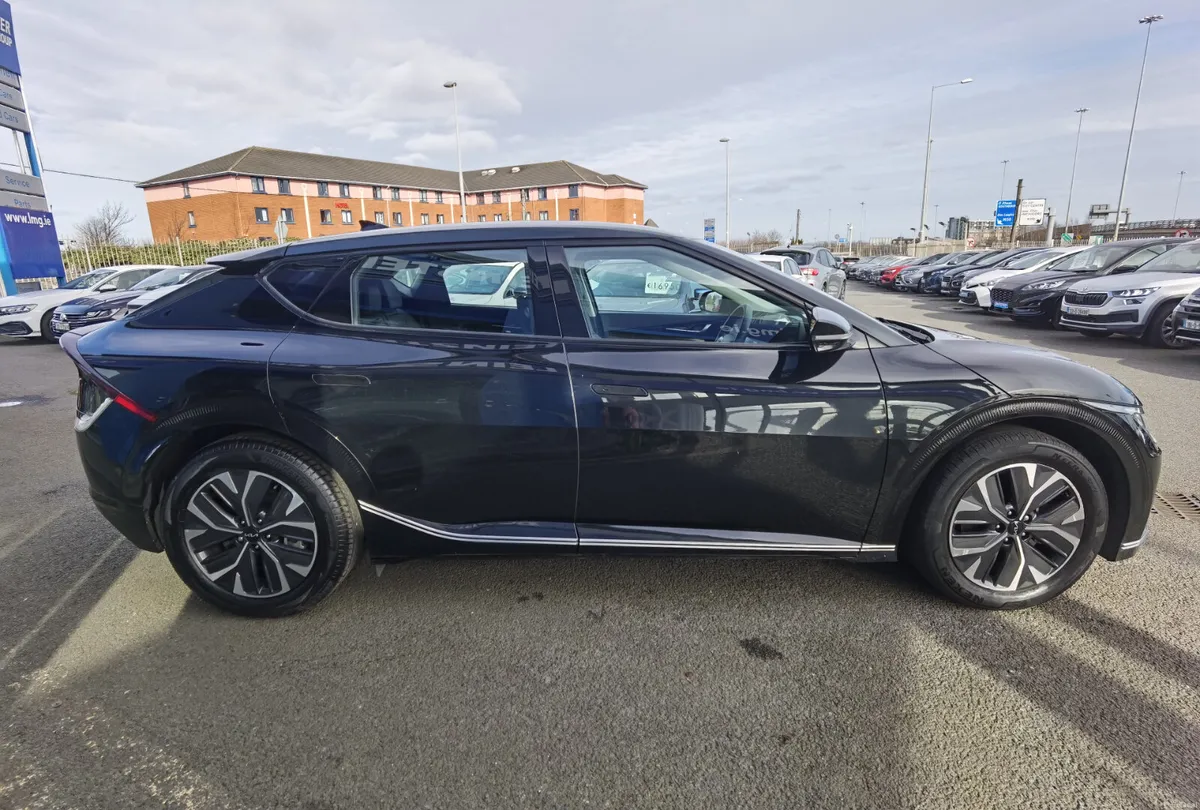 KIA EV6 77KWH AIR - Image 4