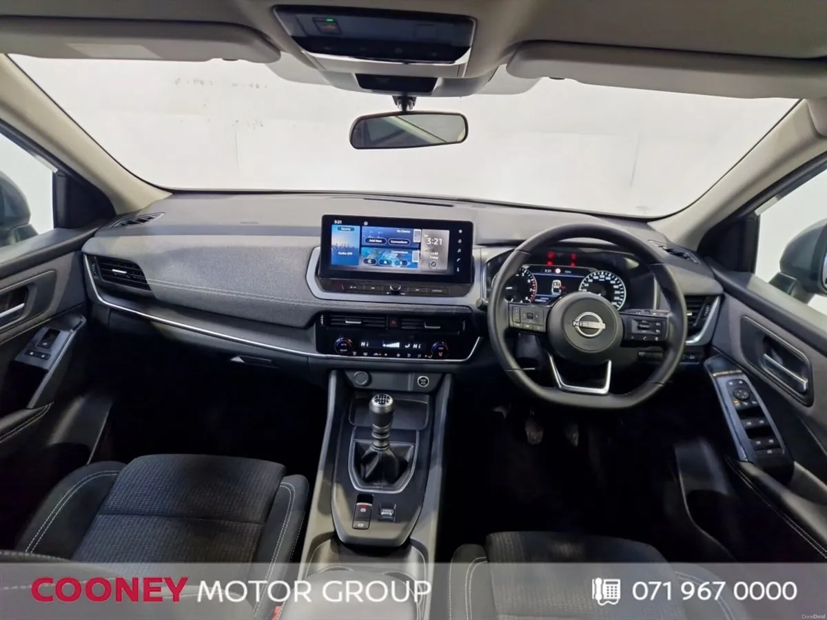 Nissan Qashqai 1.3 PET MILD HYBRID SV - Image 2