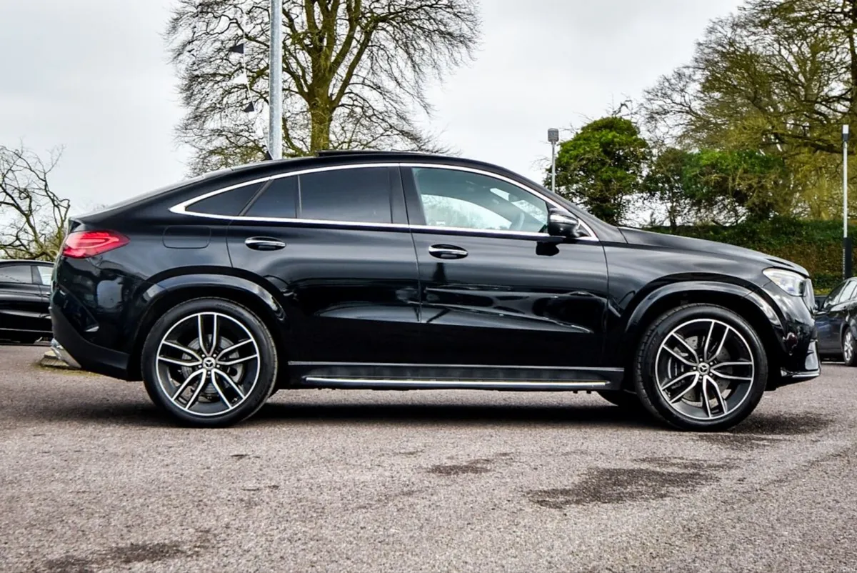 Mercedes-Benz GLE 400e AMG Coupe Premium Plus 375b - Image 4