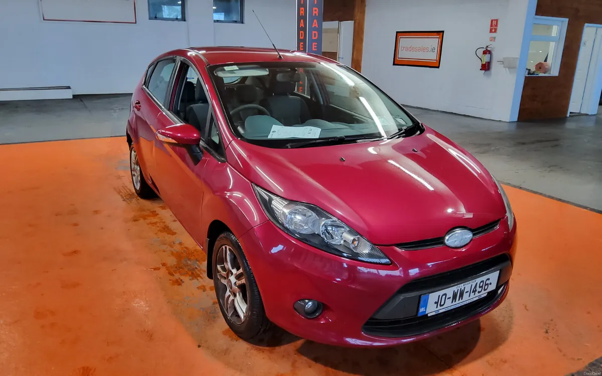 Ford Fiesta 2010 - Image 1