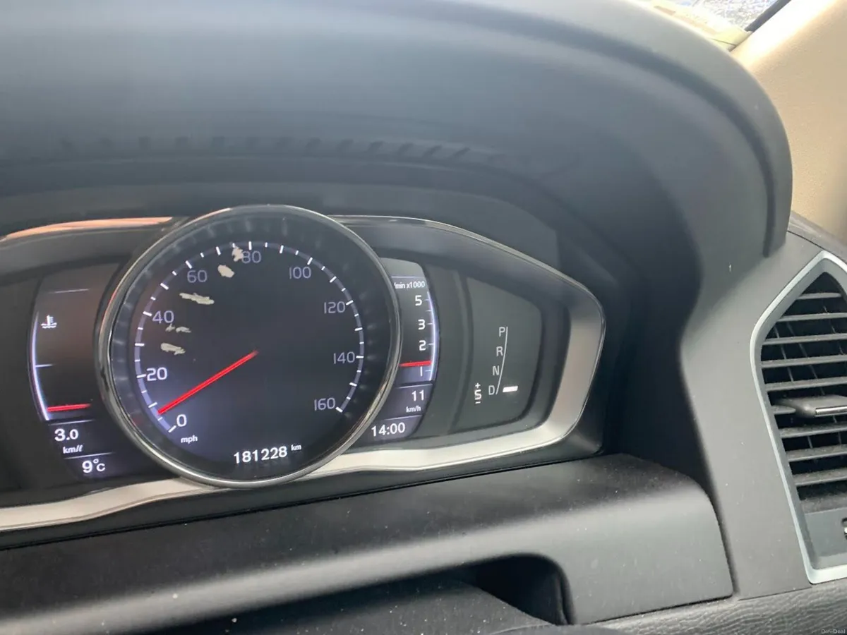 Volvo XC60 2016 - Image 3