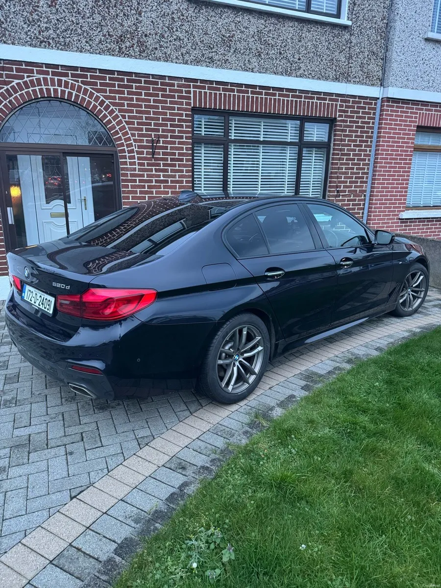 BMW 5-Series 2017 M SPORT - Image 1