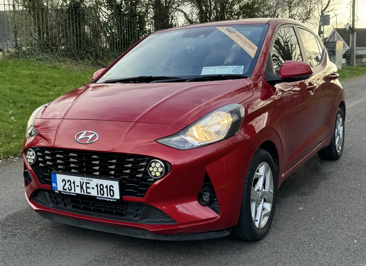 Hyundai i10 Deluxe Plus - 2023 - Image 2